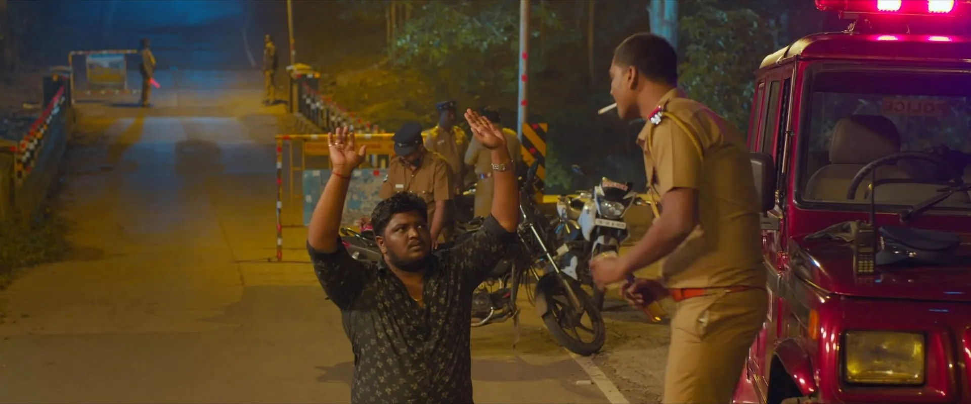 Sattam En Kaiyil 2024 Hindi – Tamil Dual Audio WEB-DL 720p – 480p – 1080p screenshot 1