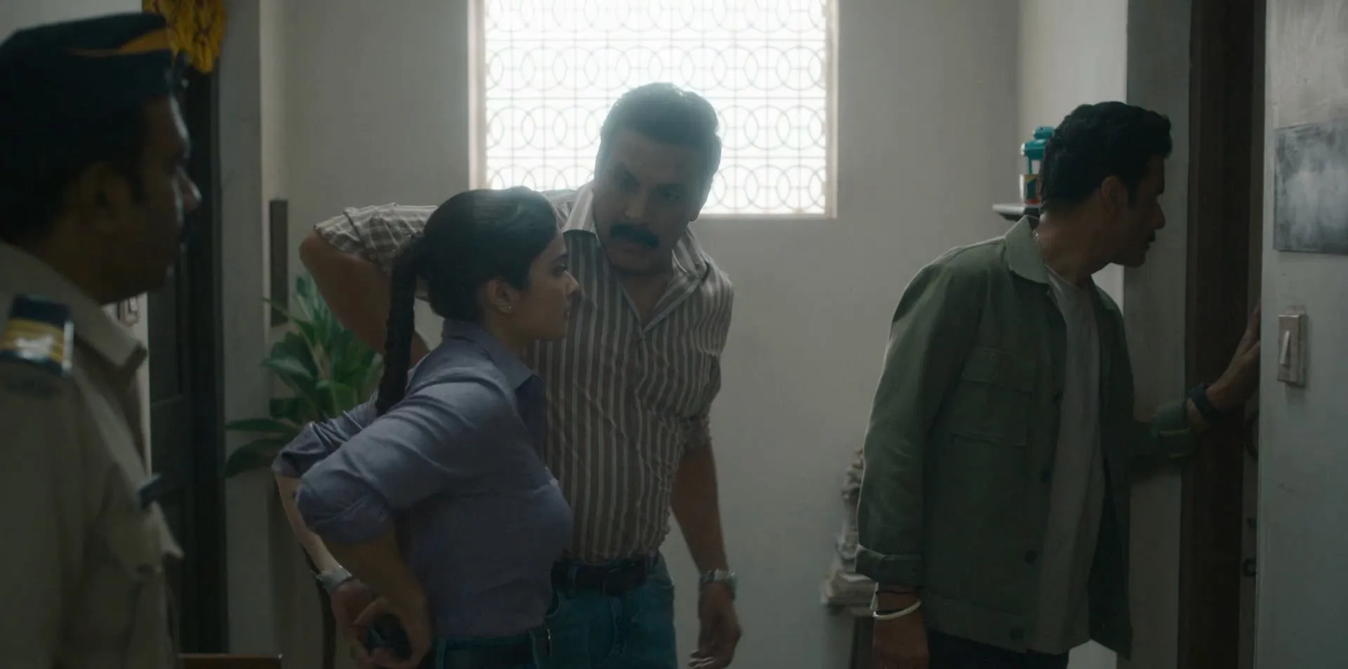 Silence 2: The Night Owl Bar Shootout 2024 Hindi Dual Audio WEB-DL 720p – 480p – 1080p screenshot 2