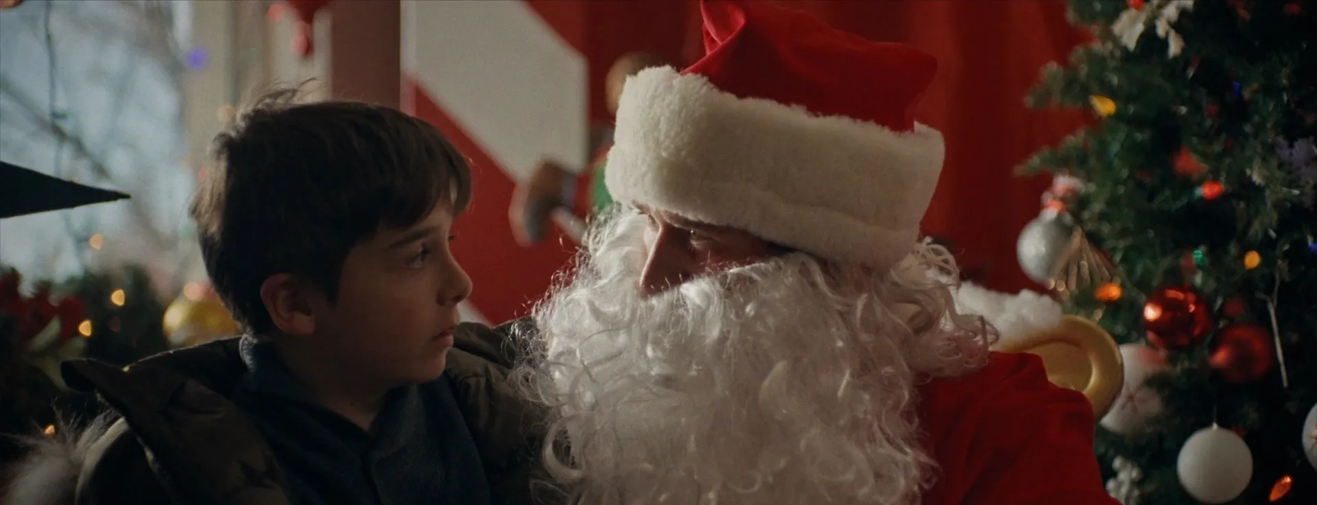 Silent Night, Deadly Night 2025 Hindi – English Dual Audio WEB-DL 720p – 480p – 1080p screenshot 4