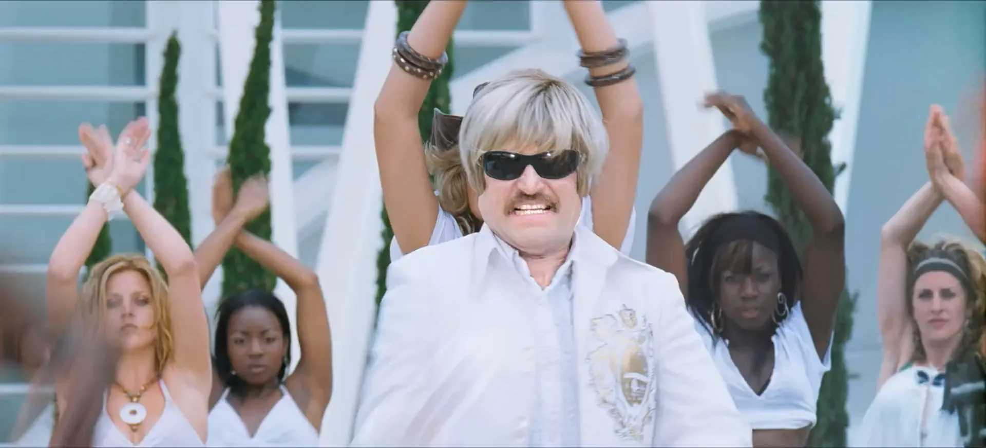 Sivaji: The Boss 2007 Hindi – Tamil Dual Audio WEB-DL 720p – 480p – 1080p screenshot 3