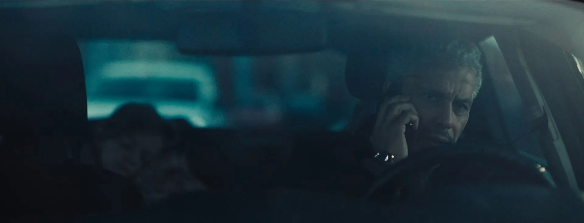 The Chase aka Six Jours 2024 Hindi – French Dual Audio WEB-DL 720p – 480p – 1080p screenshot 5