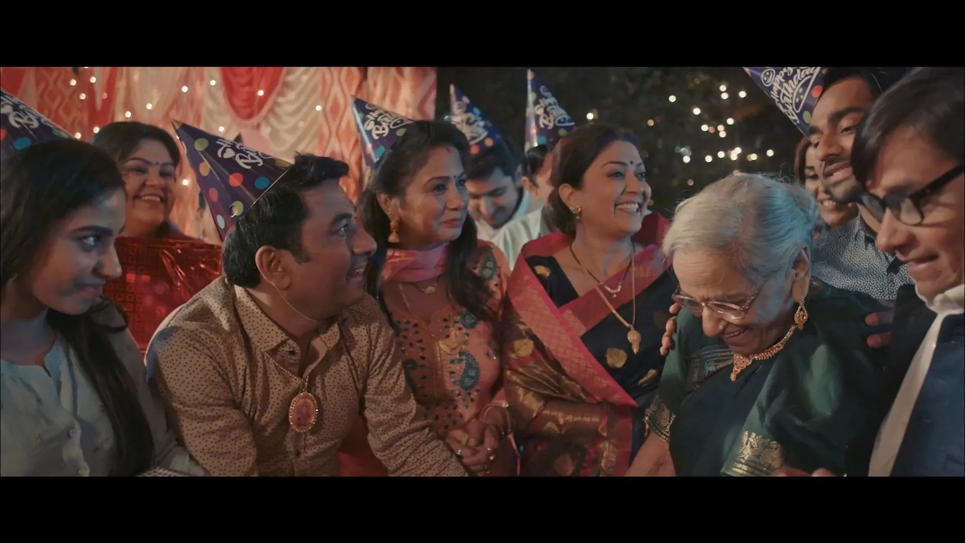 The Aam Aadmi Family 2019 Season 3 Hindi Audio WEB-DL 720p – 480p – 1080p [ALL EPISODES] (2016) screenshot 6