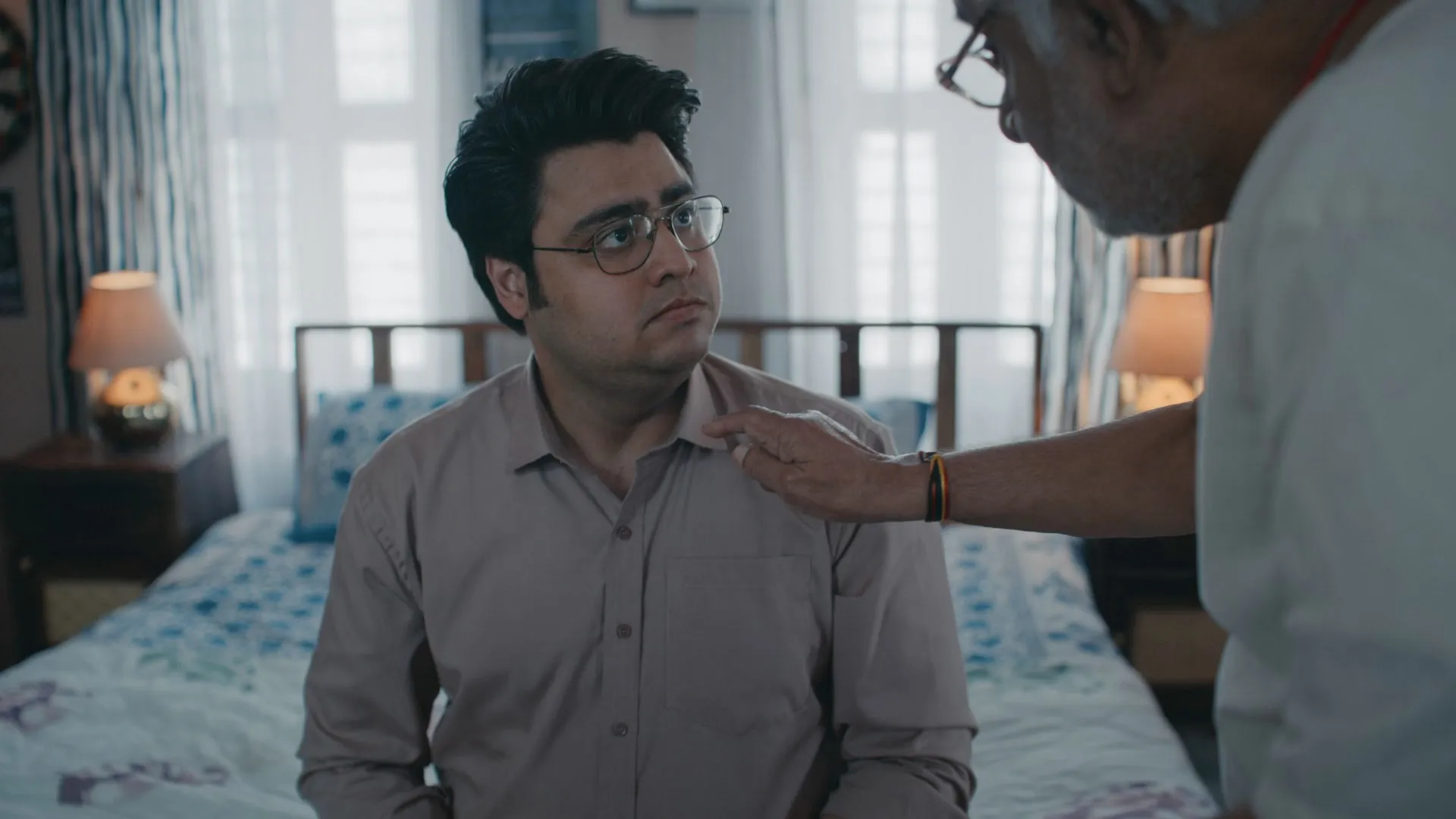 The Pyramid Scheme 2026 Season 1 Hindi Audio WEB-DL 720p – 480p – 1080p [ALL EPISODES] screenshot 7