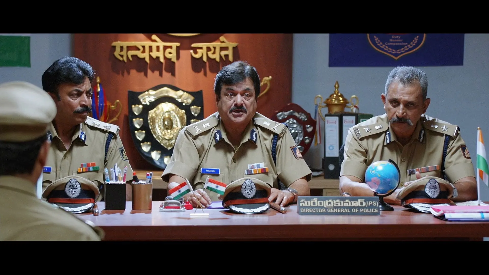 The Villain 2018 Hindi Audio WEB-DL 720p – 480p – 1080p screenshot 2