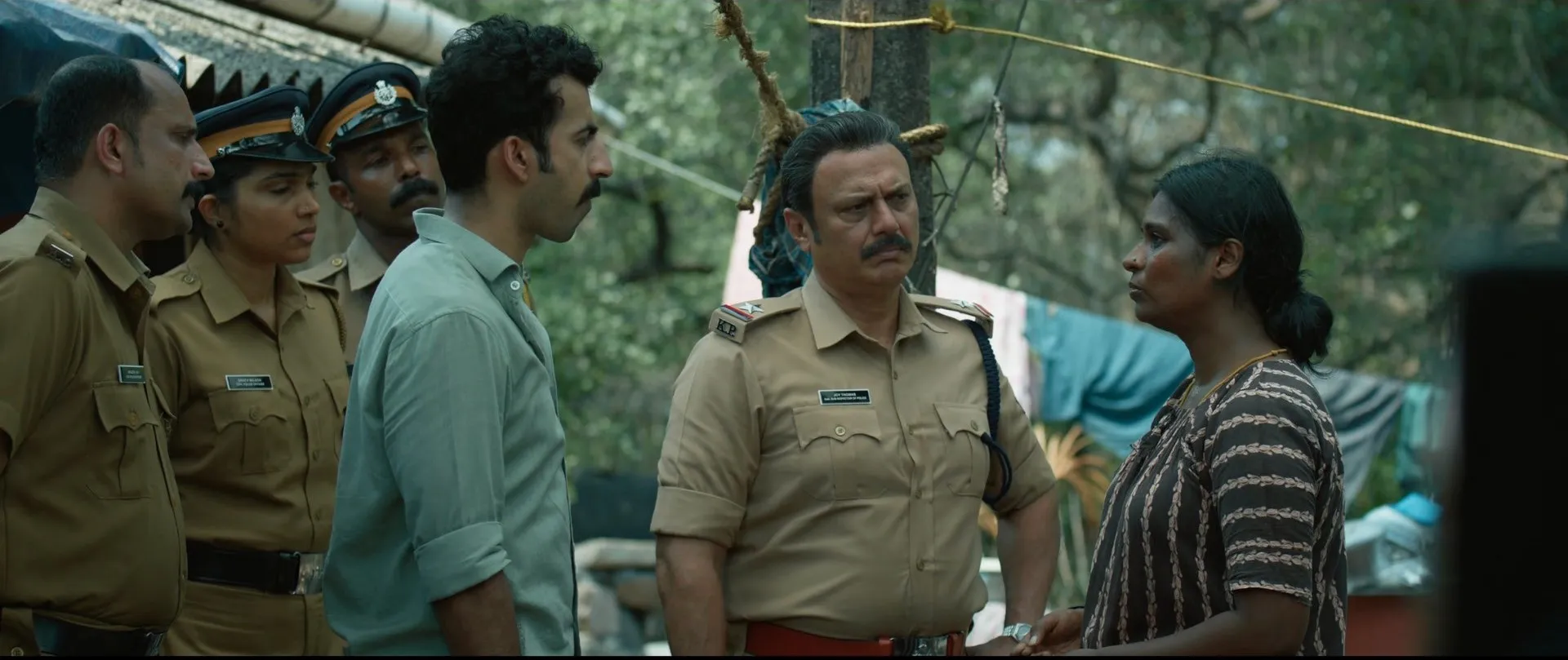 Uyir 2026 Hindi – Malayalam Dual Audio WEB-DL 720p – 480p – 1080p screenshot 3