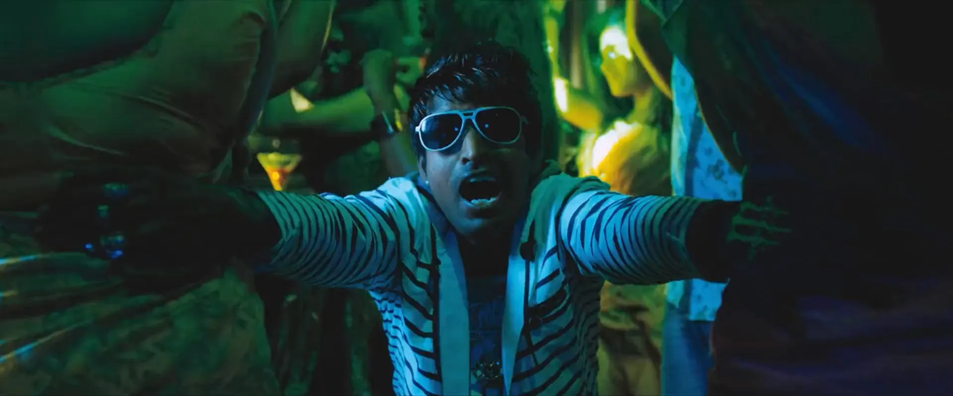 Vedalam 2015 Hindi – Tamil Dual Audio WEB-DL 720p – 480p – 1080p screenshot 2
