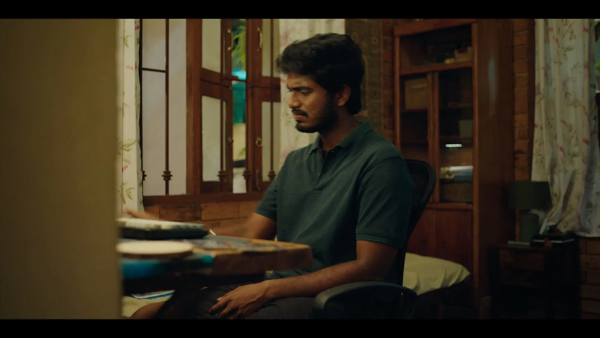 With Love 2026 Hindi – Tamil Dual Audio WEB-DL 720p – 480p – 1080p screenshot 4
