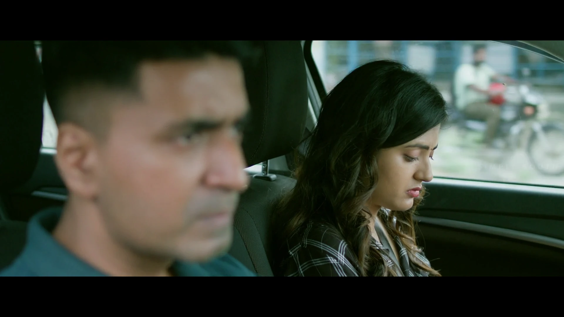 Andharan: The Hunter 2026 Tamil Audio WEB-DL 720p – 480p – 1080p – 2160p screenshot 5