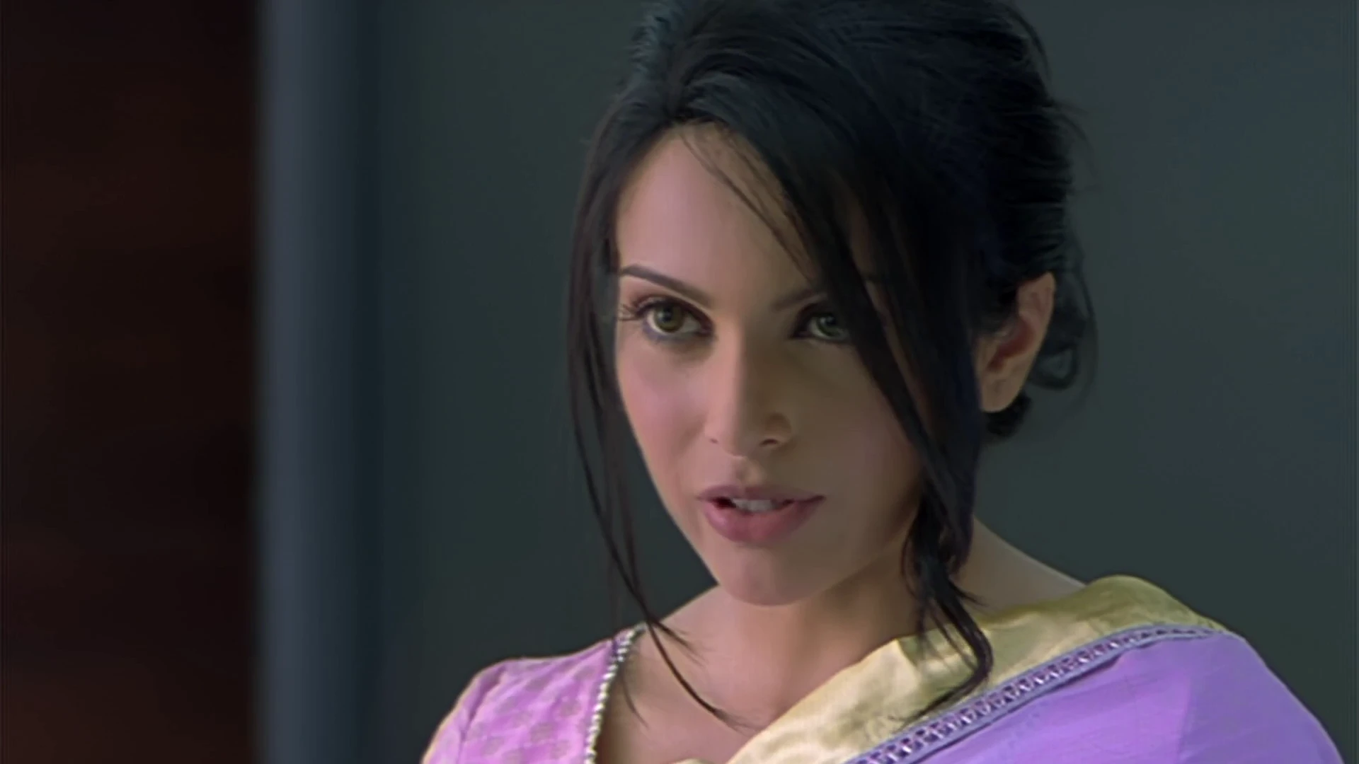 Awarapan 2007 Hindi Audio WEB-DL 720p – 480p – 1080p screenshot 1