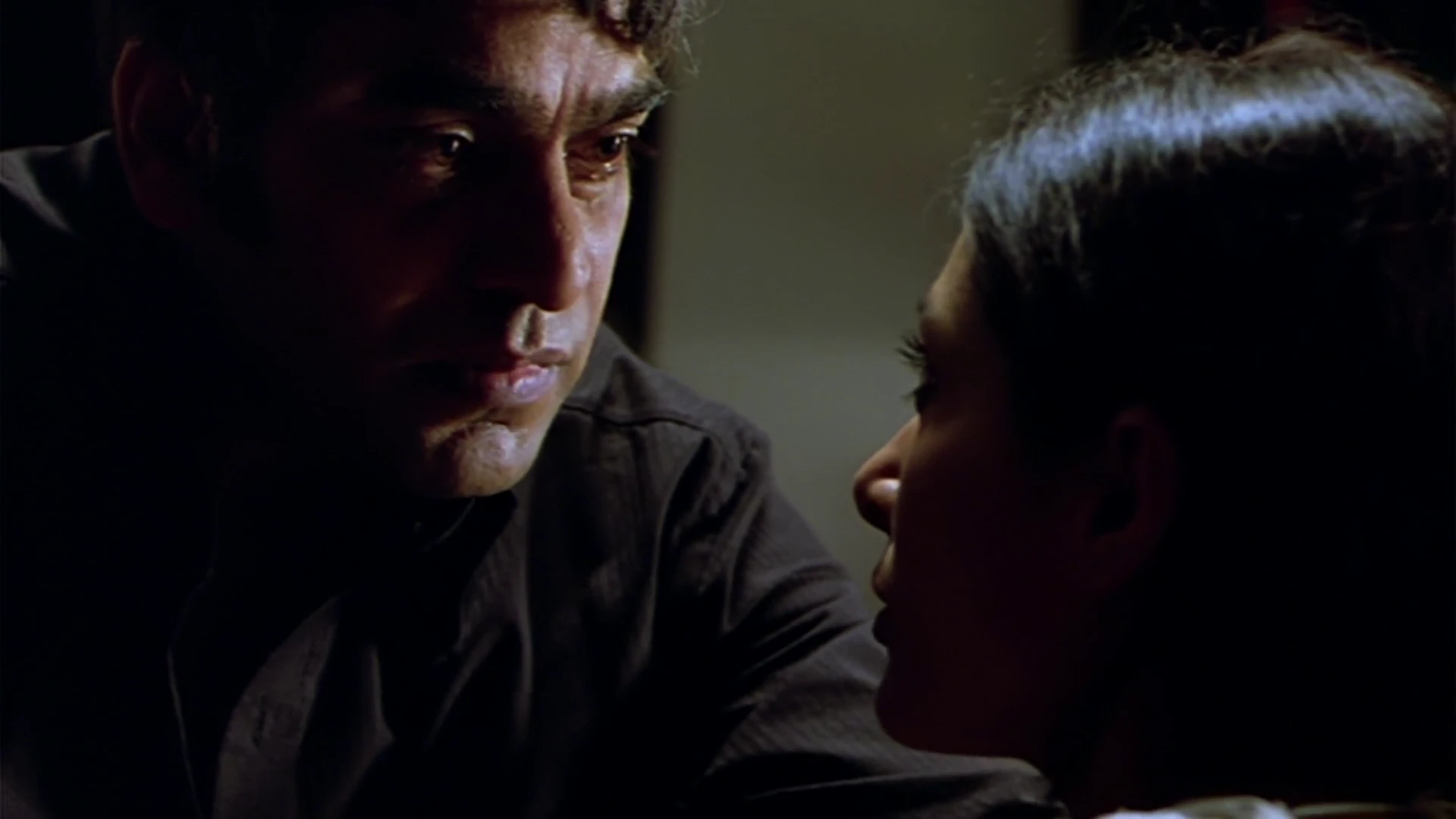 Awarapan 2007 Hindi Audio WEB-DL 720p – 480p – 1080p screenshot 5
