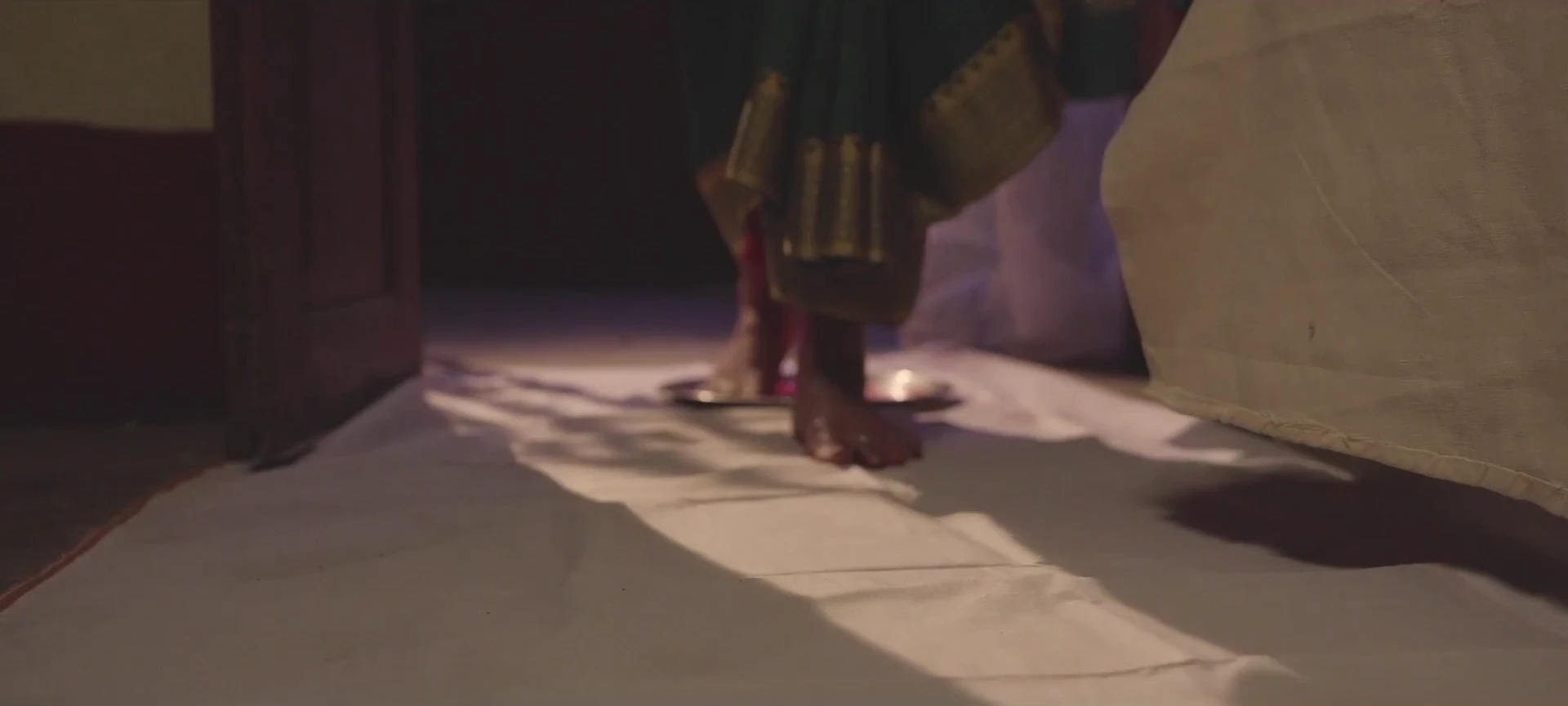 Bini Sutor Taan 2026 Bengali Audio WEB-DL 720p – 480p – 1080p screenshot 2