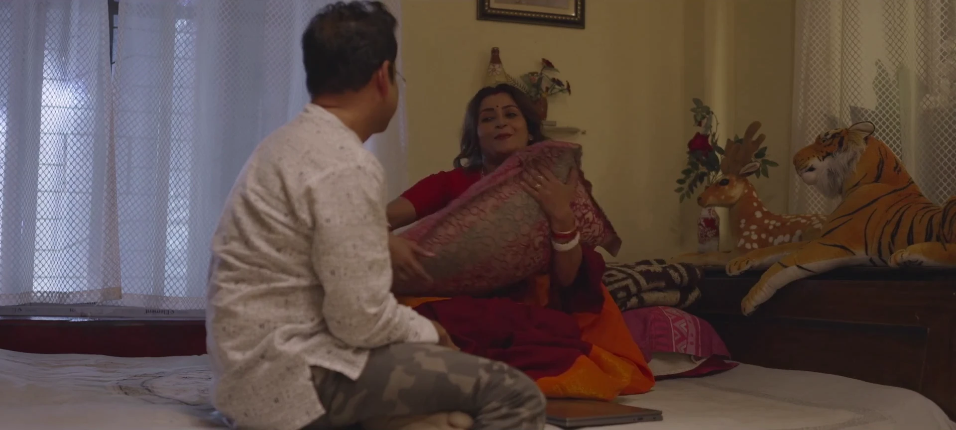 Bini Sutor Taan 2026 Bengali Audio WEB-DL 720p – 480p – 1080p screenshot 3