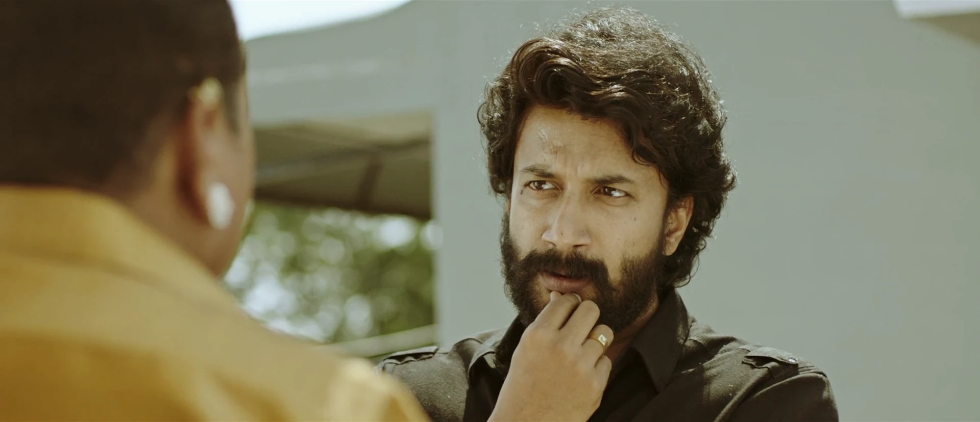 Bluff Master 2018 Hindi Dual Audio WEB-DL 720p – 480p – 1080p screenshot 1