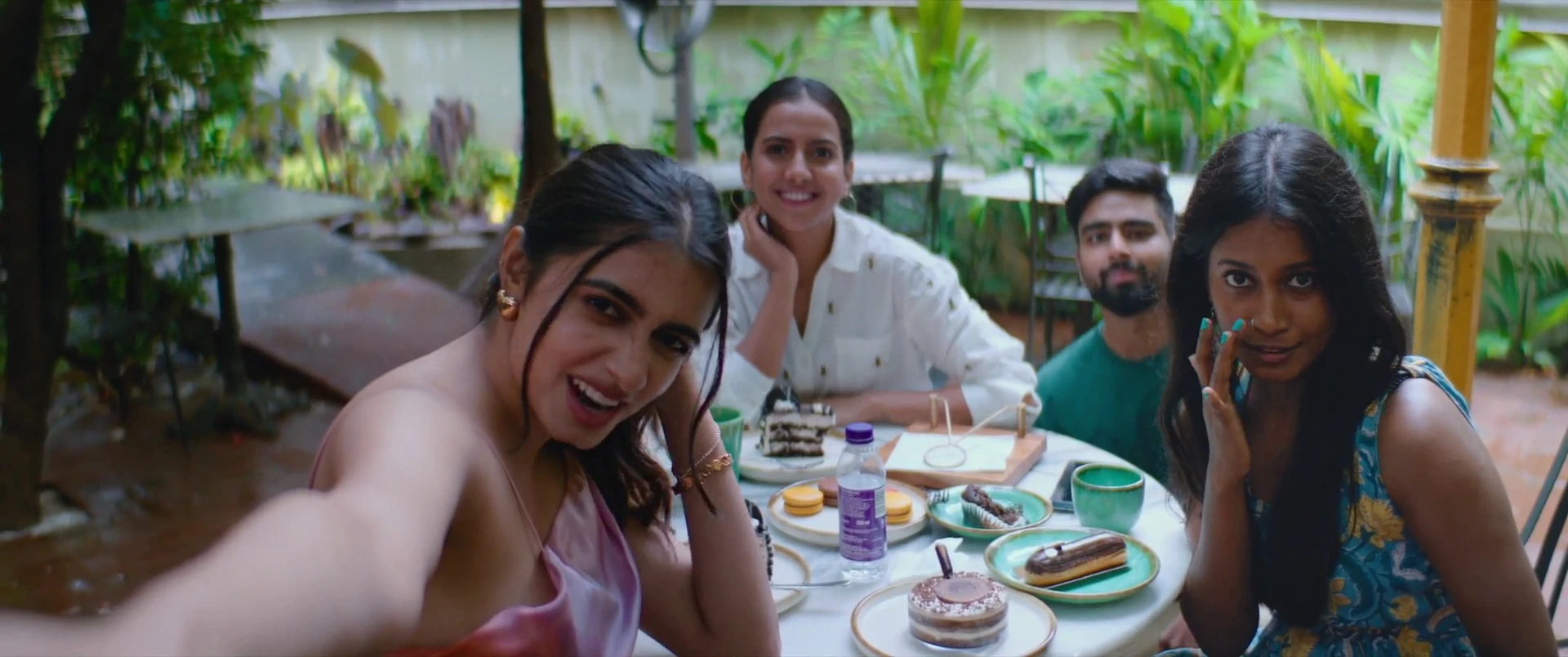 Bubblegum 2023 Hindi Dual Audio UNCUT WEB-DL 720p – 480p – 1080p screenshot 2