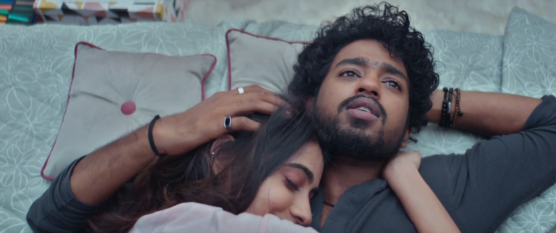 Bubblegum 2023 Hindi Dual Audio UNCUT WEB-DL 720p – 480p – 1080p screenshot 8