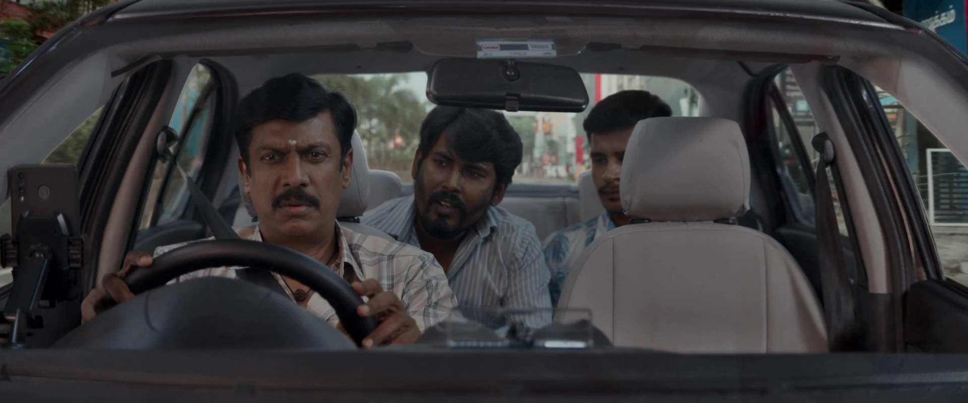 Carmeni Selvam 2026 Tamil Dual Audio WEB-DL 720p – 480p – 1080p screenshot 6