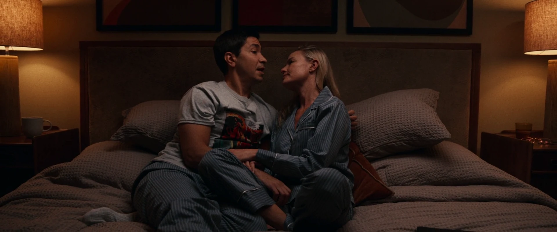 Coyotes 2025 Hindi Dual Audio WEB-DL 720p – 480p – 1080p screenshot 3