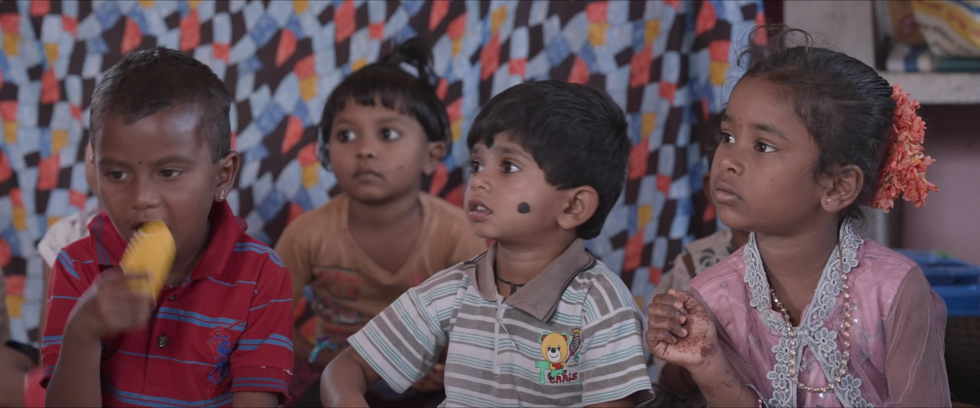 Cocoons 2026 Telugu Audio WEB-DL 720p – 1080p screenshot 3