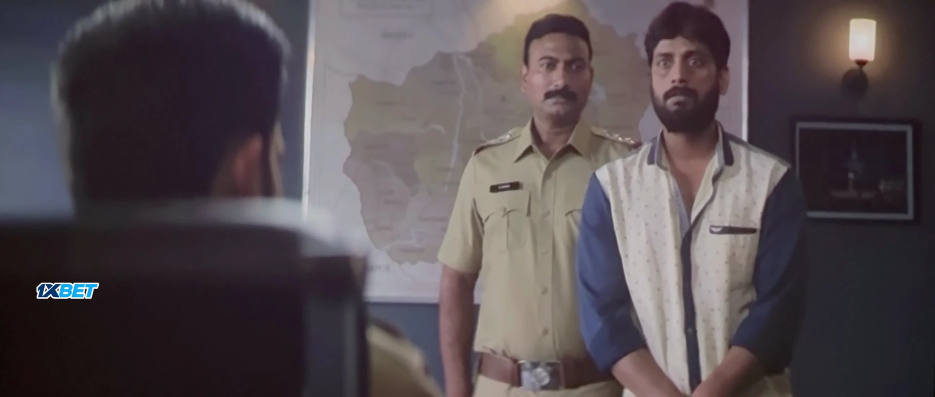 Daayra 2026 Hindi Audio HQ HDTC 720p – 480p – 1080p screenshot 4