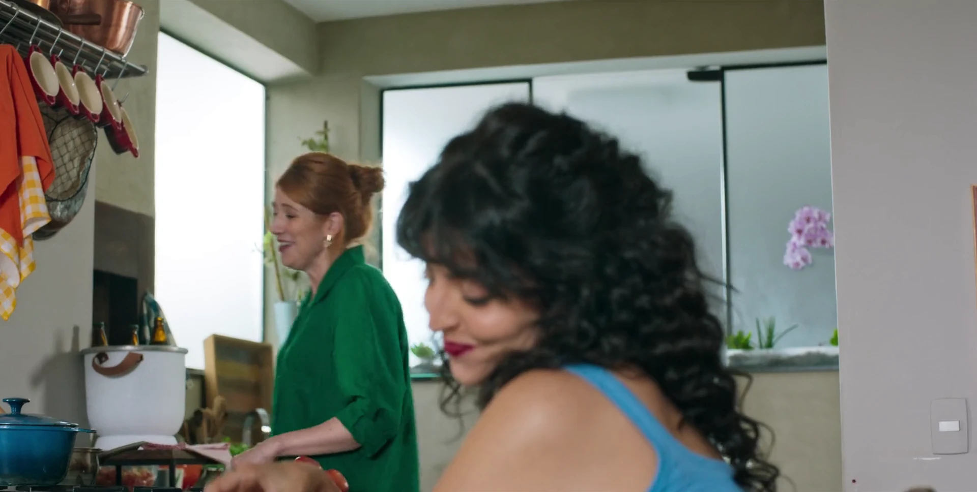 Daddy’s In Trouble 2026 PORTUGUESE Audio WEBRip 720p – 1080p screenshot 4