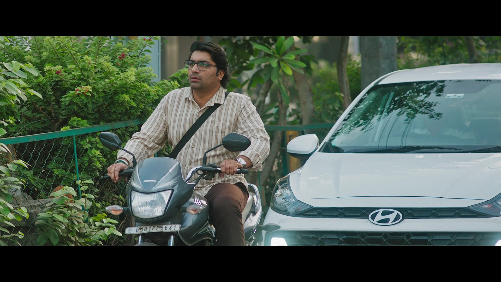 Dharpakad 2026 Gujarati Audio WEB-DL 720p – 576p – 1080p – 2160p screenshot 1