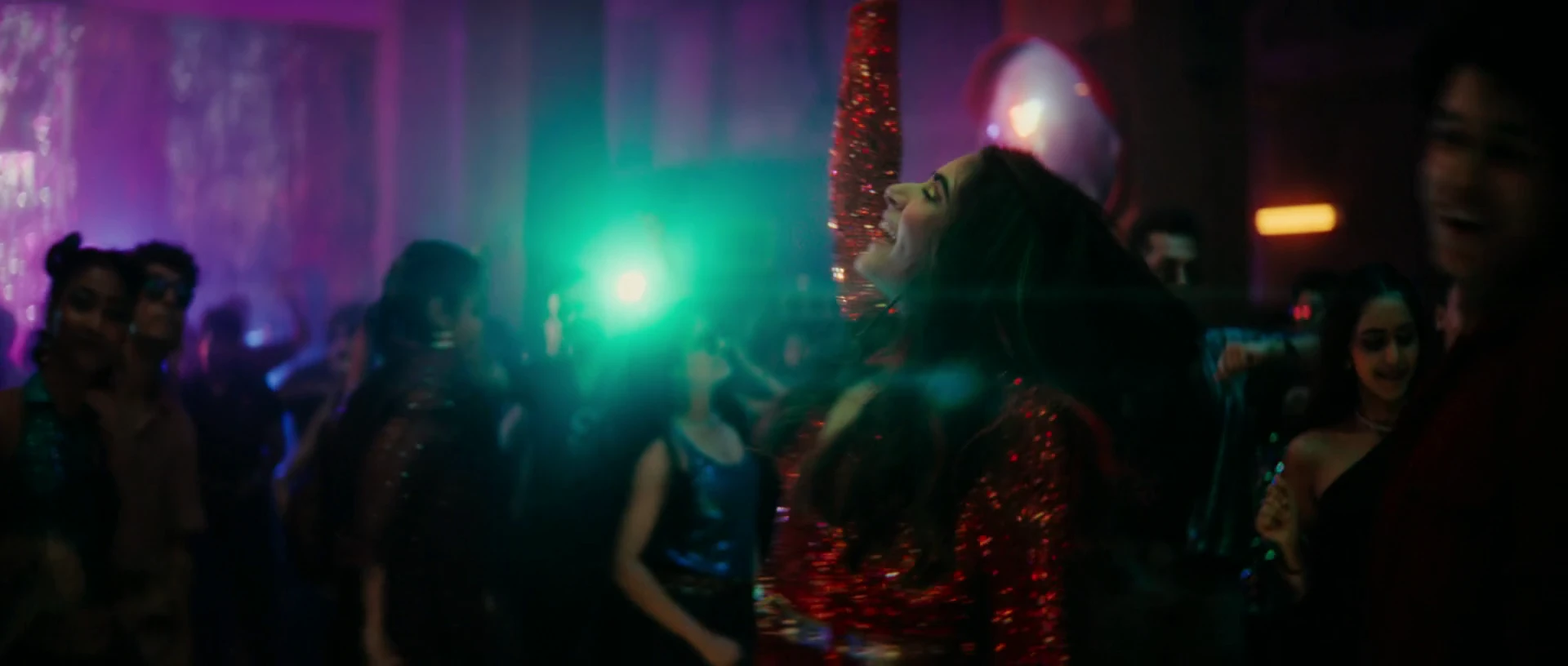 Don’t Be Shy 2026 Hindi Audio WEB-DL 720p – 480p – 1080p – 2160p screenshot 10