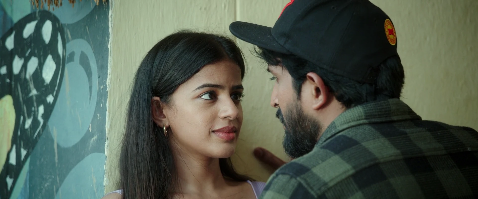 Gedelaraju Kakinada Taluka 2026 Telugu Audio WEBRip 720p – 1080p screenshot 4