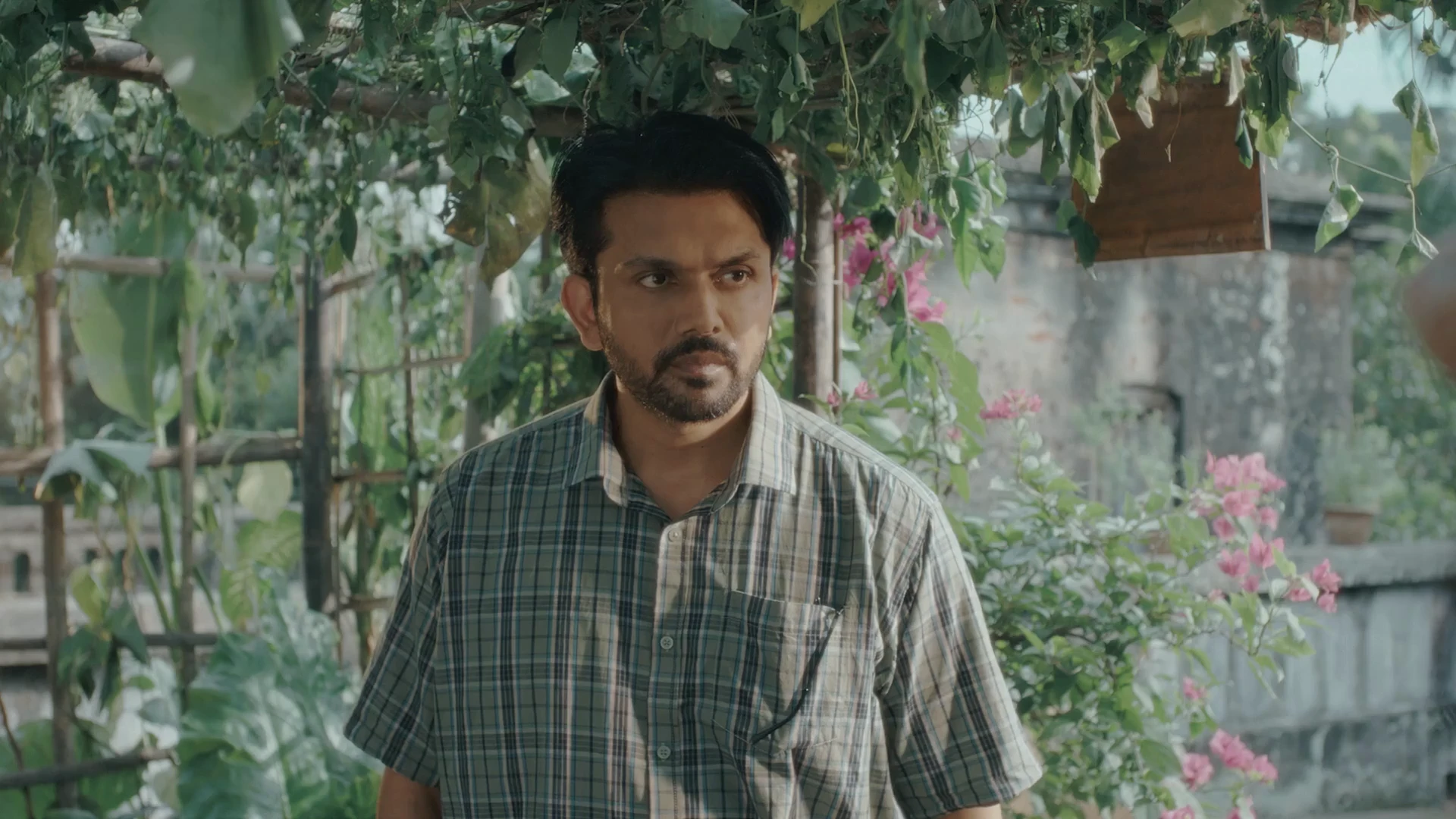 Happily Married 2026 Bengali Audio WEB-DL 720p – 480p – 1080p screenshot 4