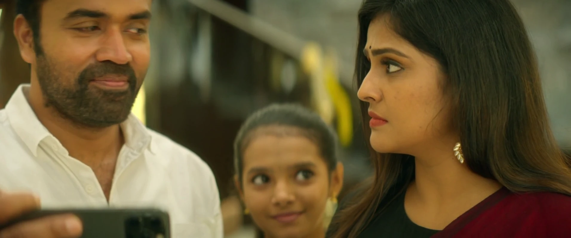 Her 2026 Tamil Audio WEBRip 720p – 480p – 1080p screenshot 4