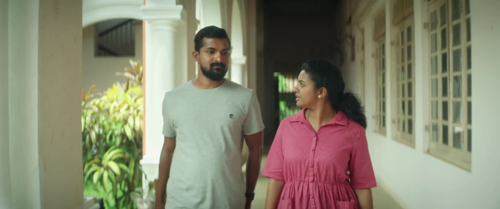 Her 2026 Tamil Audio WEBRip 720p – 480p – 1080p screenshot 6