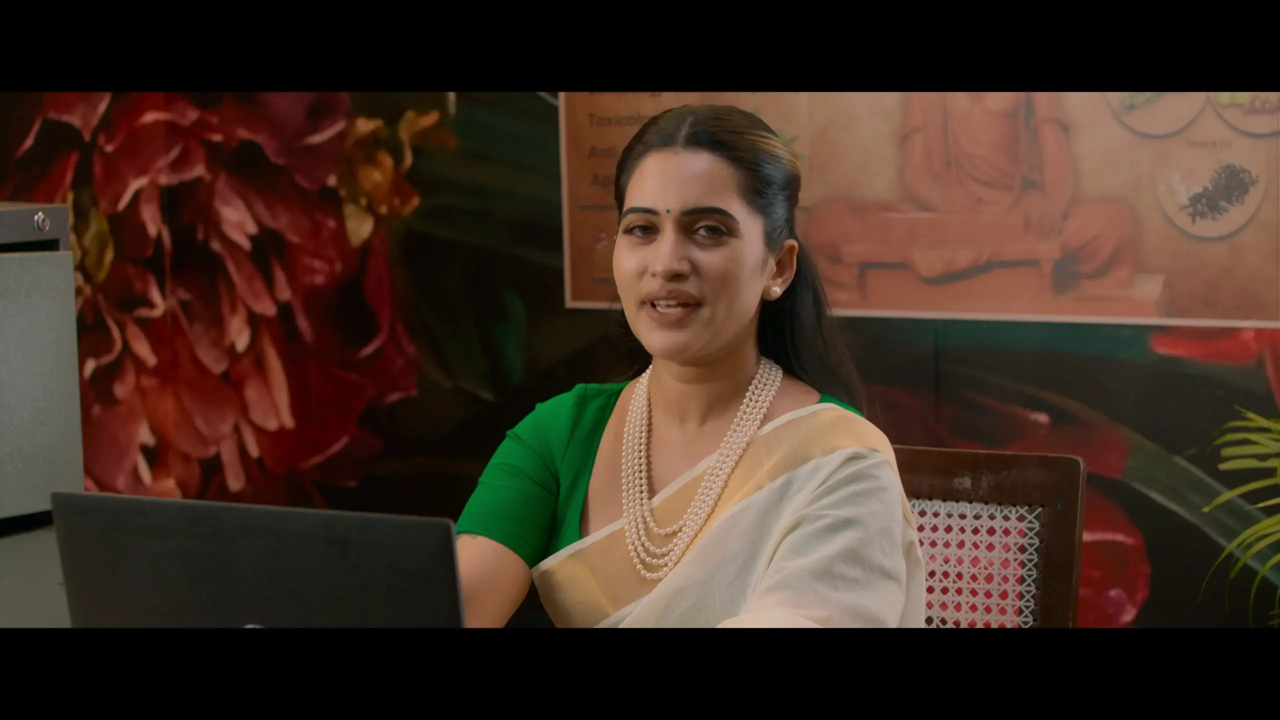 Hey Bhagawan 2026 Tamil Multi Audio 720p – 1080p – 2160p screenshot 4