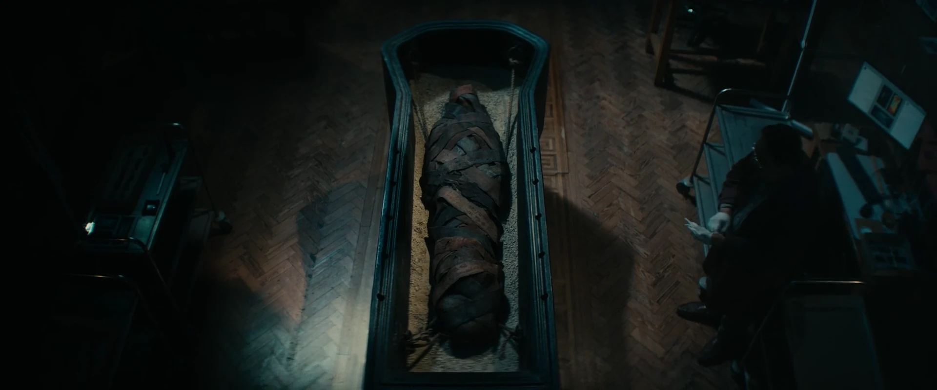 Lee Cronin’s The Mummy 2026 Hindi Dual Audio WEB-DL 720p – 480p – 1080p – 2160p screenshot 2
