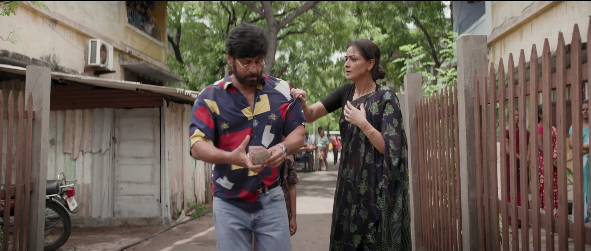 Mahaan 2022 Hindi Dual Audio WEB-DL 720p – 480p – 1080p screenshot 1