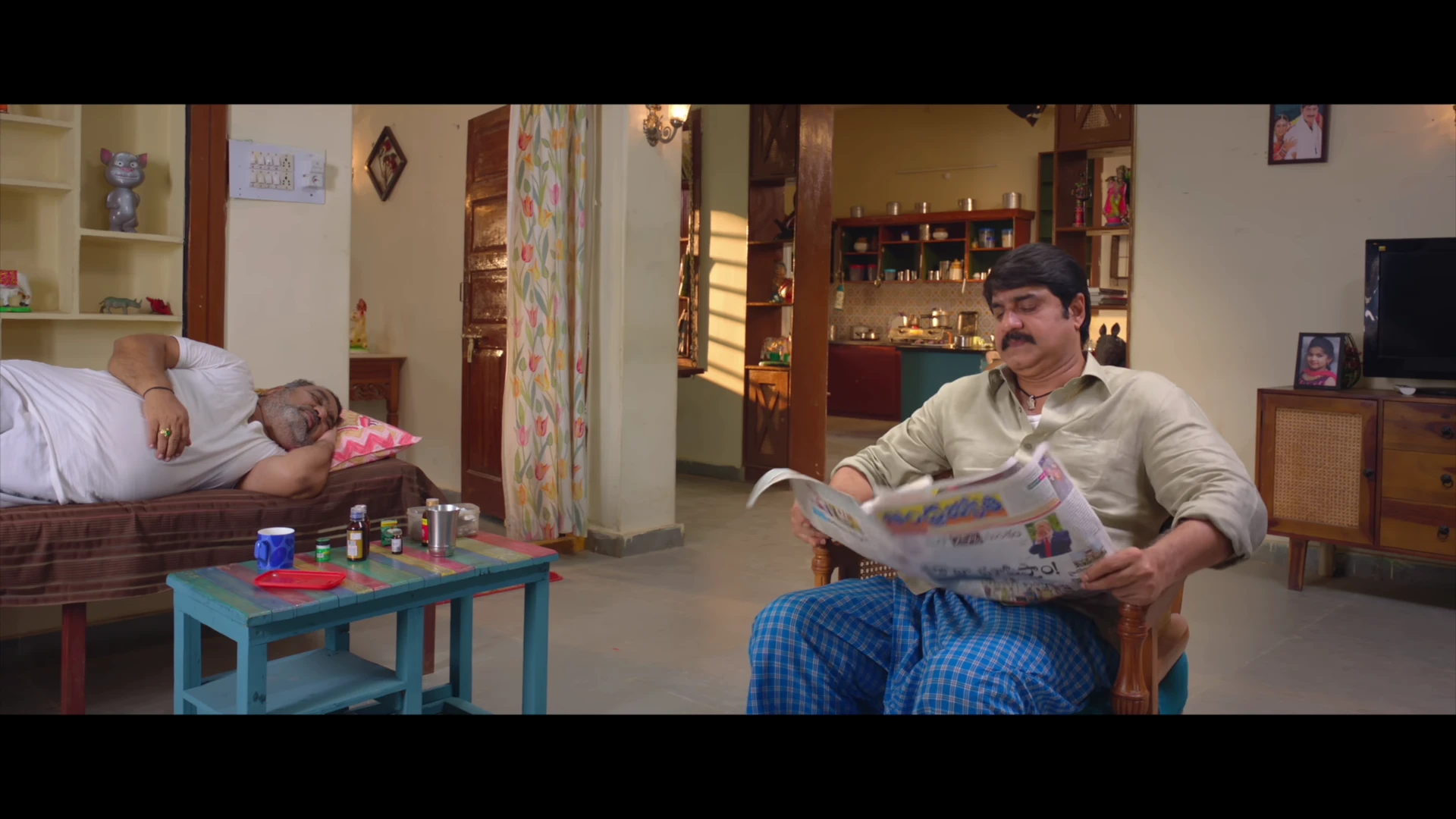 Mister Middle Class 2026 Tamil Multi Audio WEB-DL 720p – 1080p screenshot 1