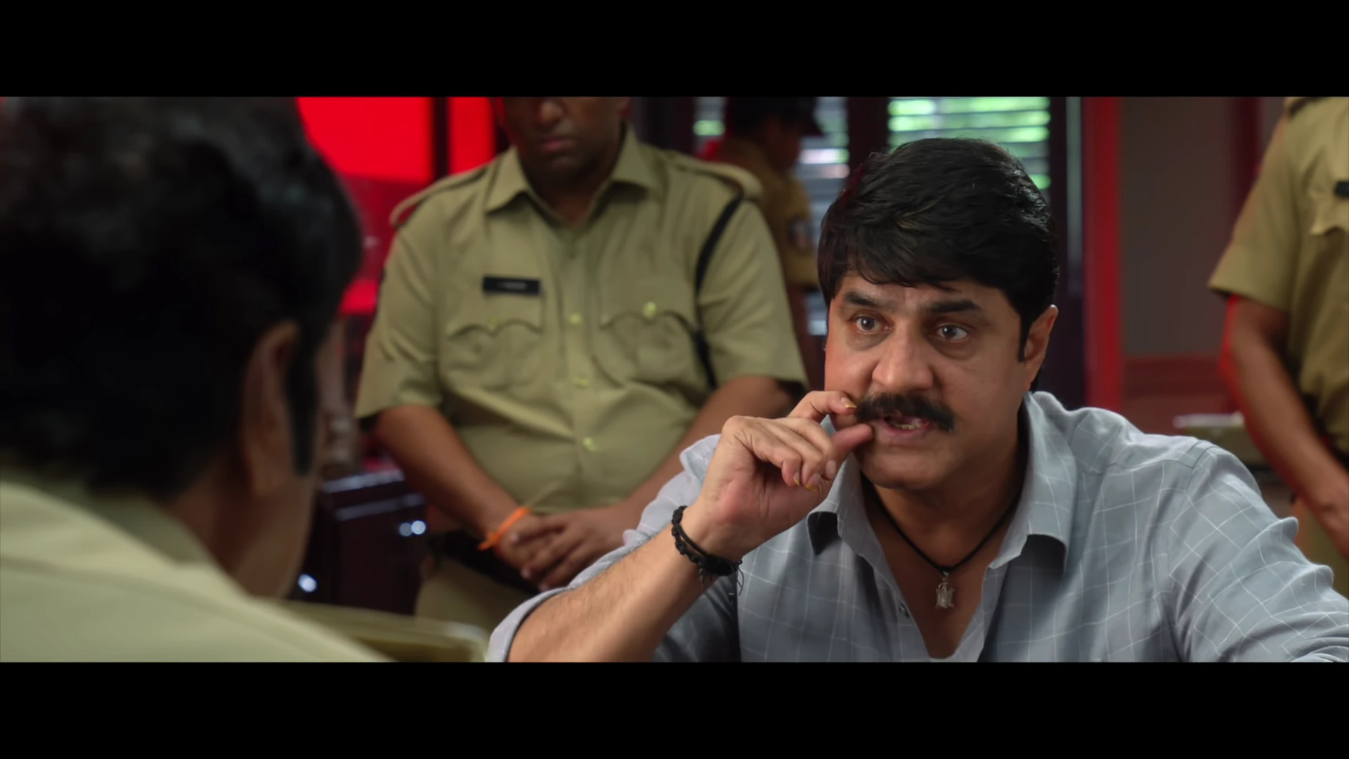 Mister Middle Class 2026 Tamil Multi Audio WEB-DL 720p – 1080p screenshot 6