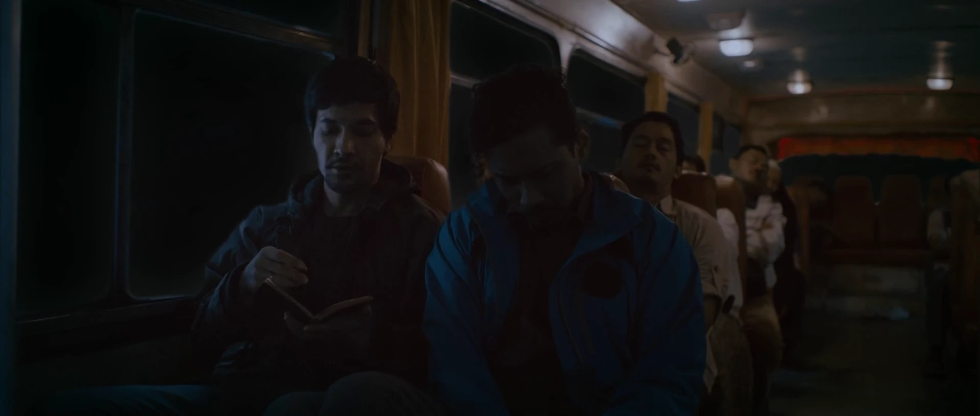Night Bus 2017 Hindi Audio WEB-DL 720p – 480p – 1080p screenshot 2
