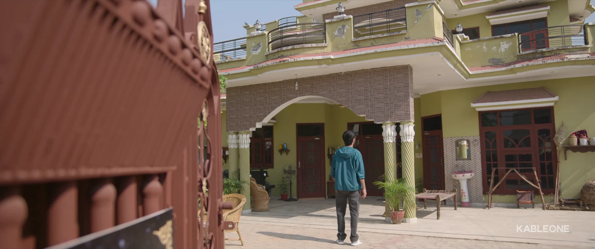 Pitt Siyapa 2026 Hindi Dual Audio WEB-DL 720p – 480p – 1080p screenshot 4