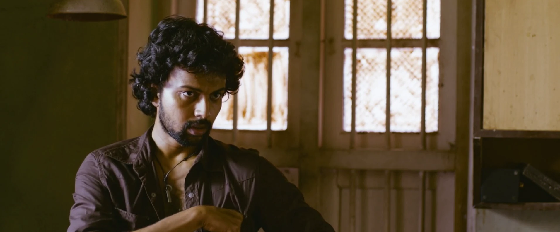 Rajathandhiram 2015 Tamil Audio WEB-DL 720p – 480p – 1080p screenshot 3