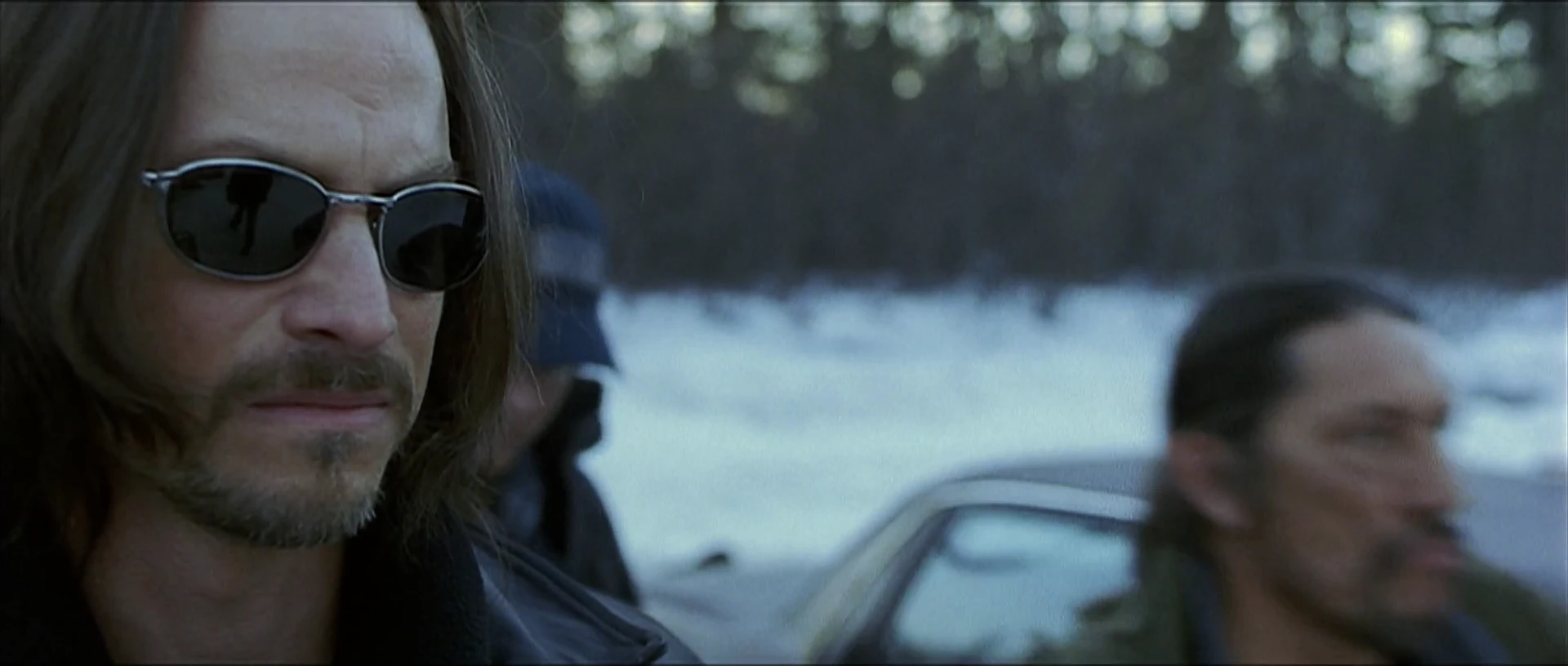 Reindeer Games 2000 Hindi Dual Audio BluRay 720p – 480p – 1080p screenshot 7