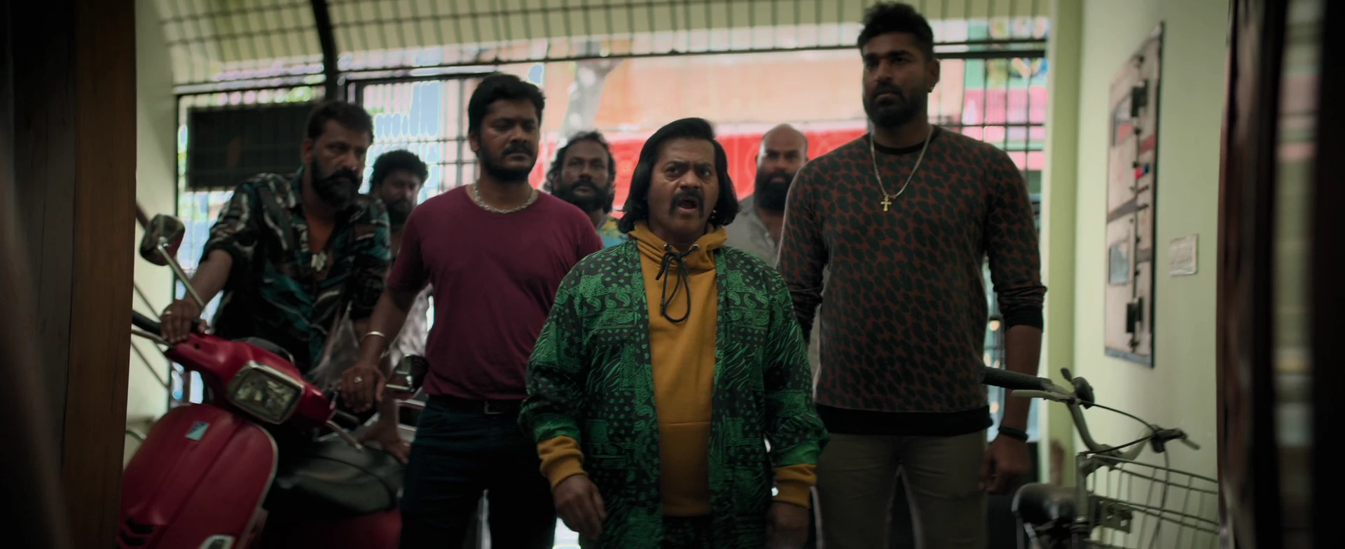 Revolver Rita 2025 Hindi Dual Audio UNCUT WEB-DL 720p – 480p – 1080p – 2160p screenshot 4