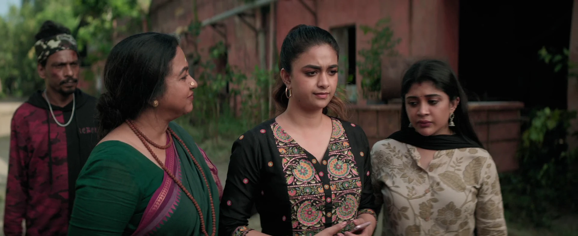 Revolver Rita 2025 Hindi Dual Audio UNCUT WEB-DL 720p – 480p – 1080p – 2160p screenshot 5