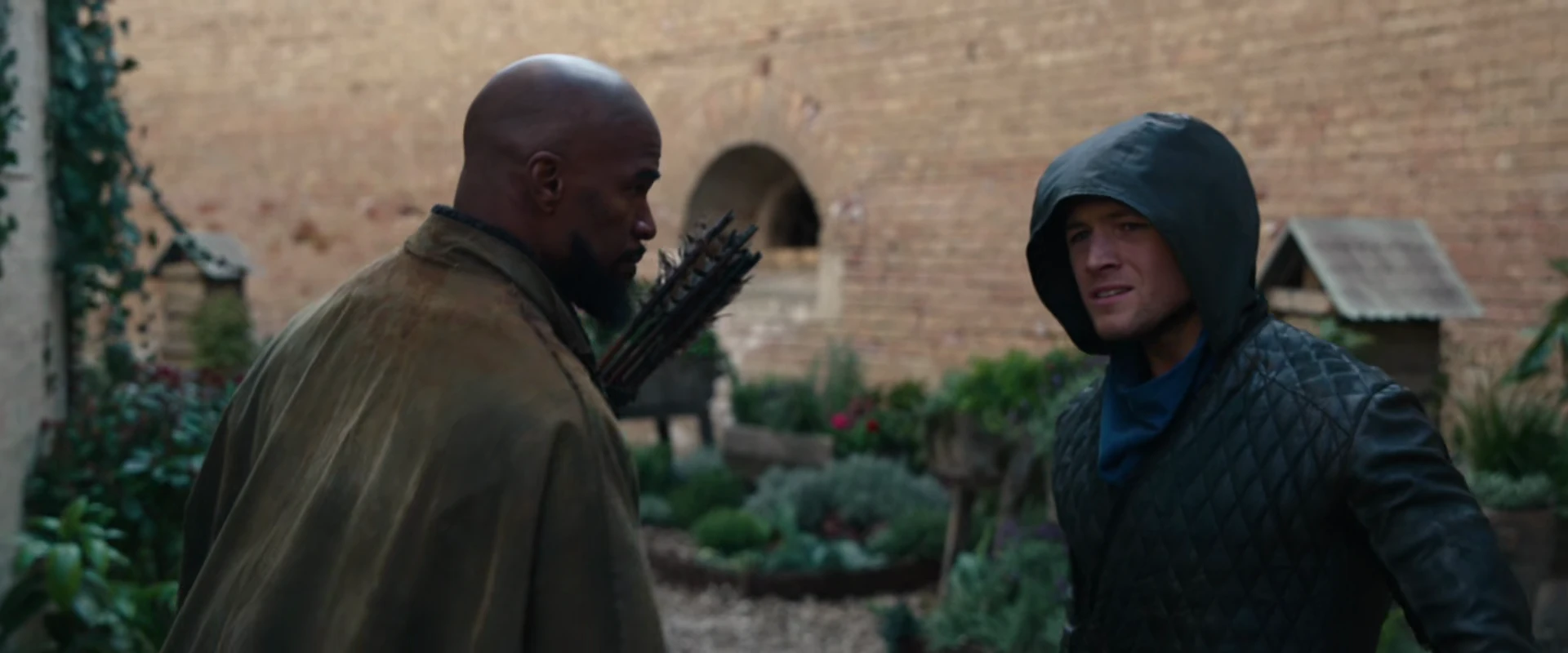 Robin Hood 2018 Hindi Dual Audio WEB-DL 720p – 480p – 1080p screenshot 5