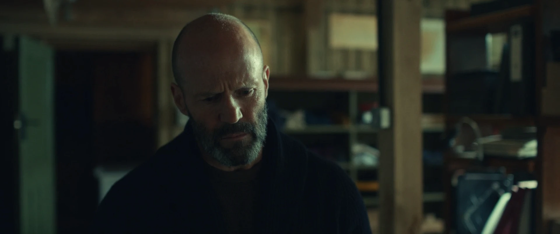 Shelter 2026 Hindi Dual Audio WEB-DL 720p – 480p – 1080p screenshot 5
