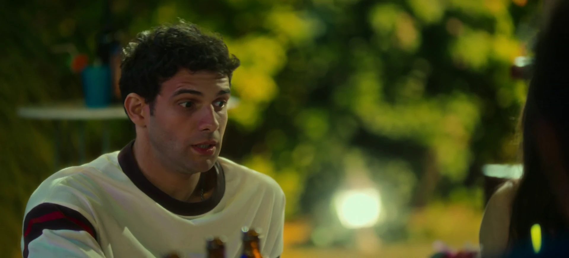 Summer House Yaz Evi 2026 Hindi Dual Audio WEB-DL 720p – 480p – 1080p screenshot 4