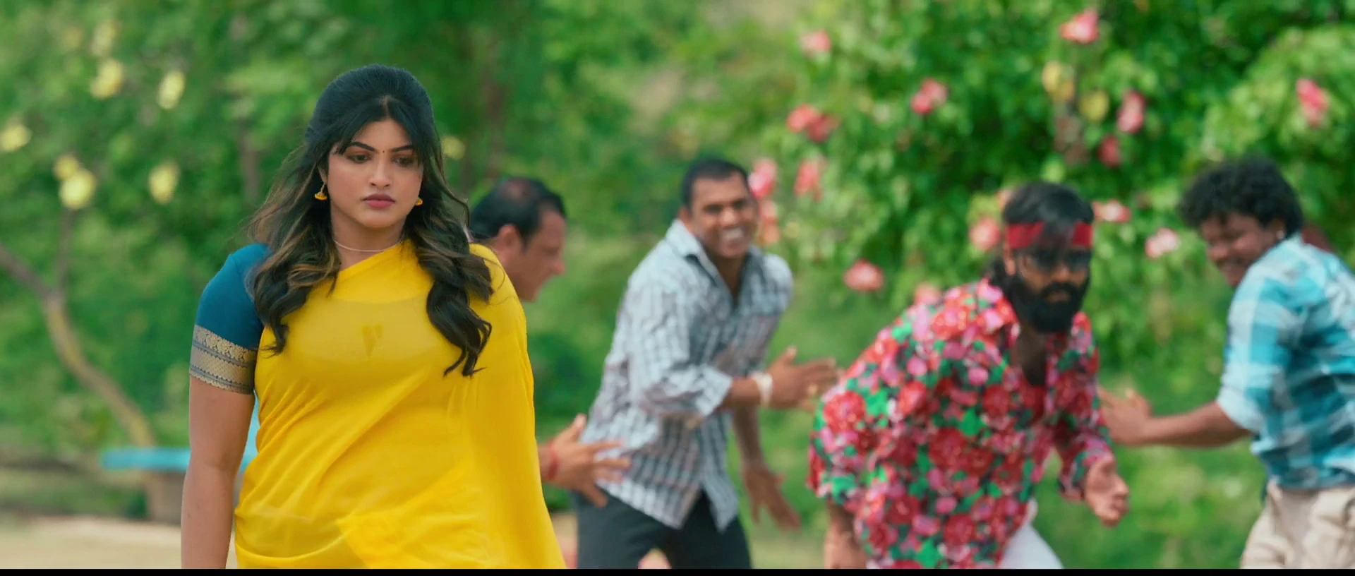 Suryapet Junction 2025 Hindi Dual Audio WEB-DL 720p – 480p – 1080p screenshot 4
