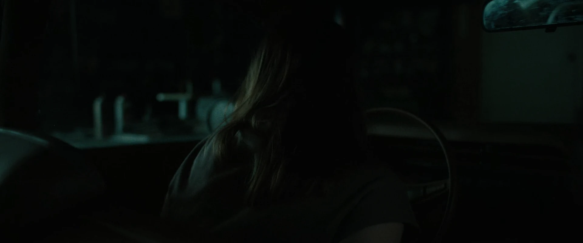 The End of Oak Street 2026 English Audio WEB-DL 720p – 480p – 1080p screenshot 8