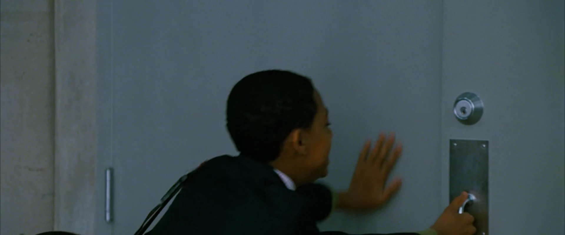 Unaccompanied Minors 2006 Hindi Dual Audio WEB-DL 720p – 480p – 1080p screenshot 3