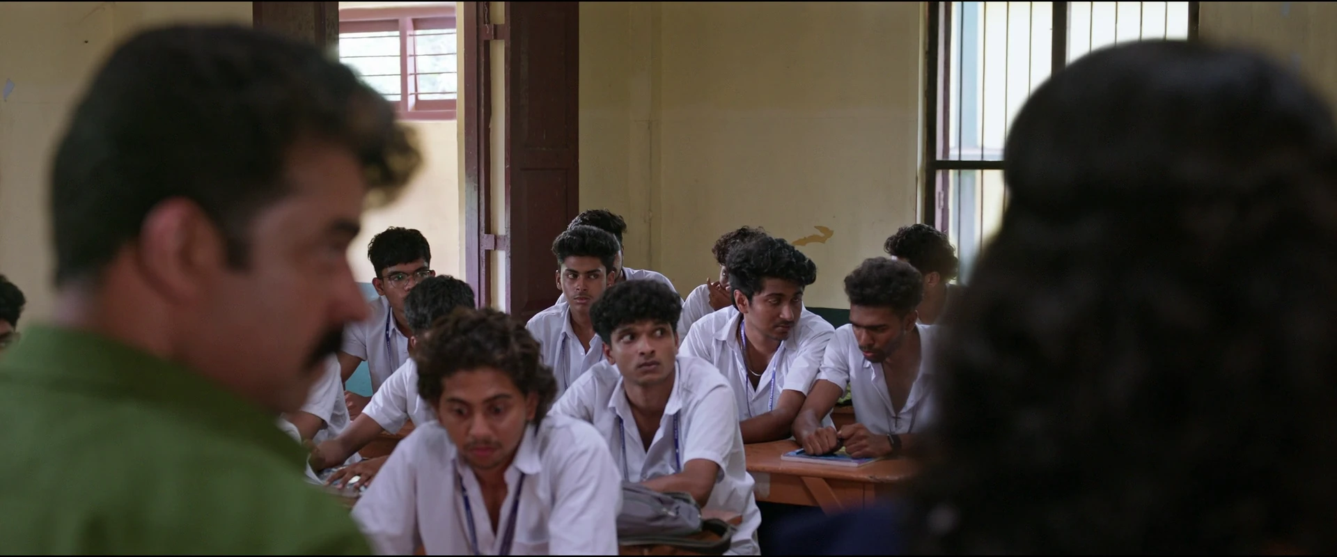 Vaazha II: Biopic of a Billion Bros 2026 Hindi Dual Audio WEB-DL 720p – 480p – 1080p – 2160p screenshot 3