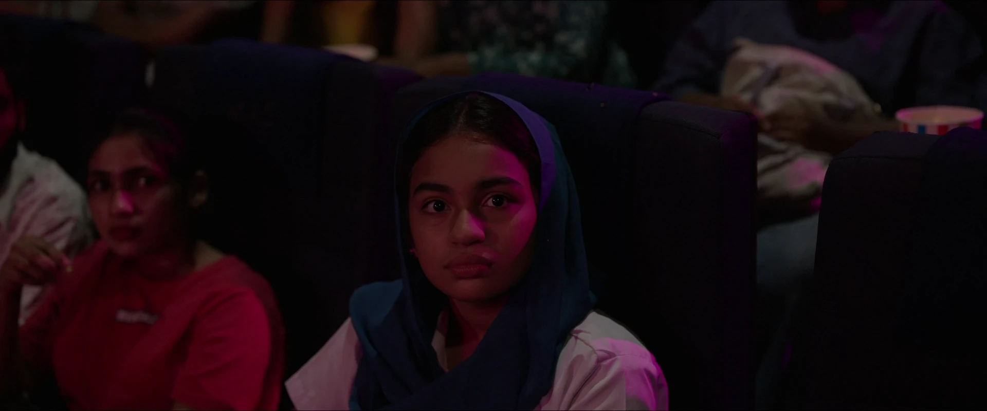 Vaazha II: Biopic of a Billion Bros 2026 Hindi Dual Audio WEB-DL 720p – 480p – 1080p – 2160p screenshot 5