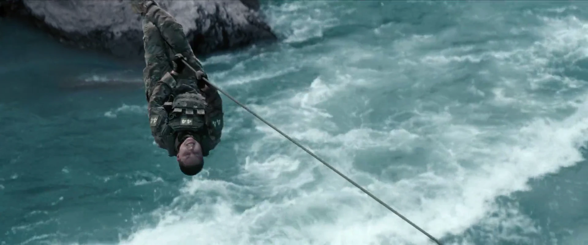 War Machine 2026 Hindi Dual Audio WEB-DL 720p – 480p – 1080p screenshot 3